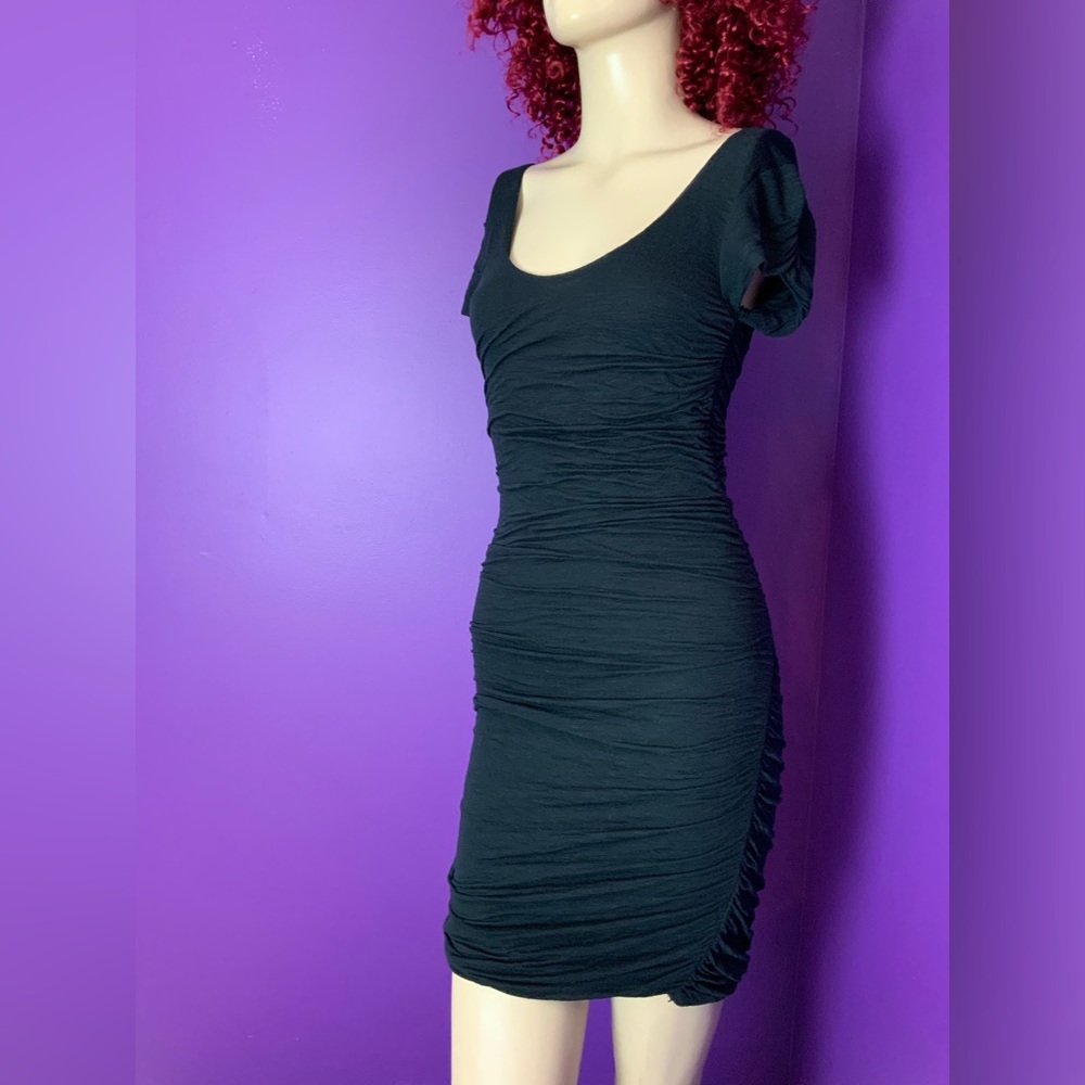 Free People black mini dress size small excellent pre owned condition - Picture 3 of 5